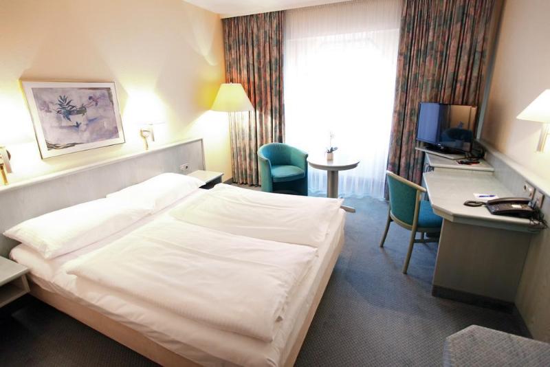 レジデンス Mercure Stuttgart Zuffenhausen