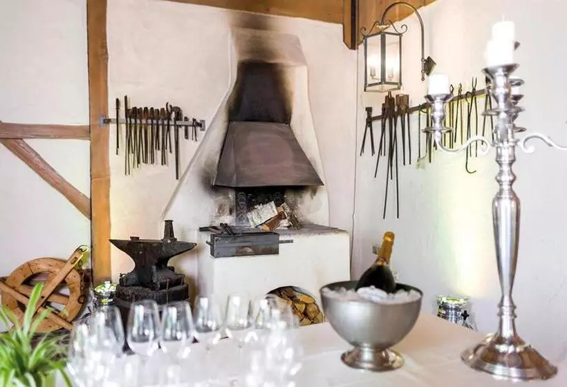 בית מלון כפרי Hirsch