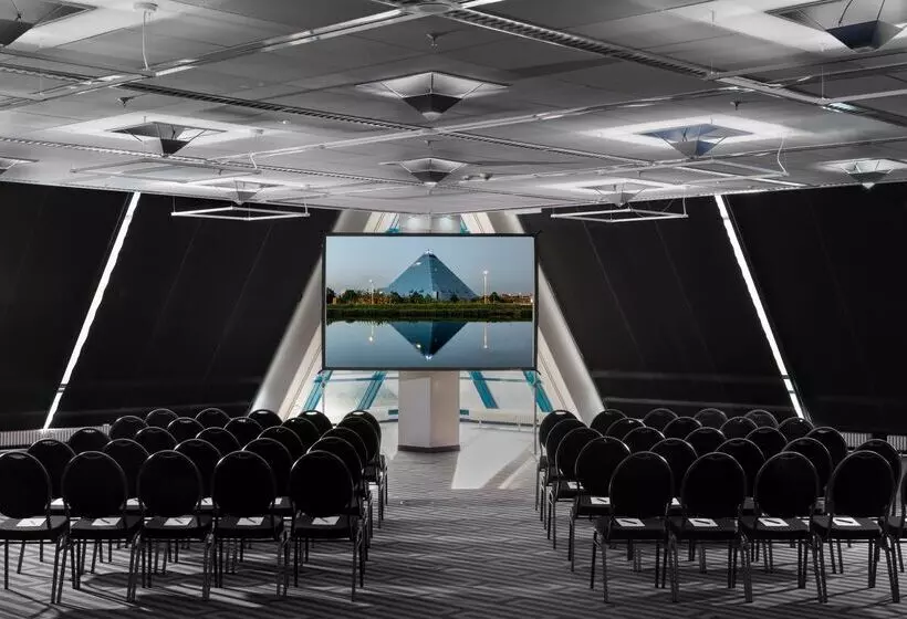 Hotel Excelsior  Nürnberg Fürth, Bw Signature Collection