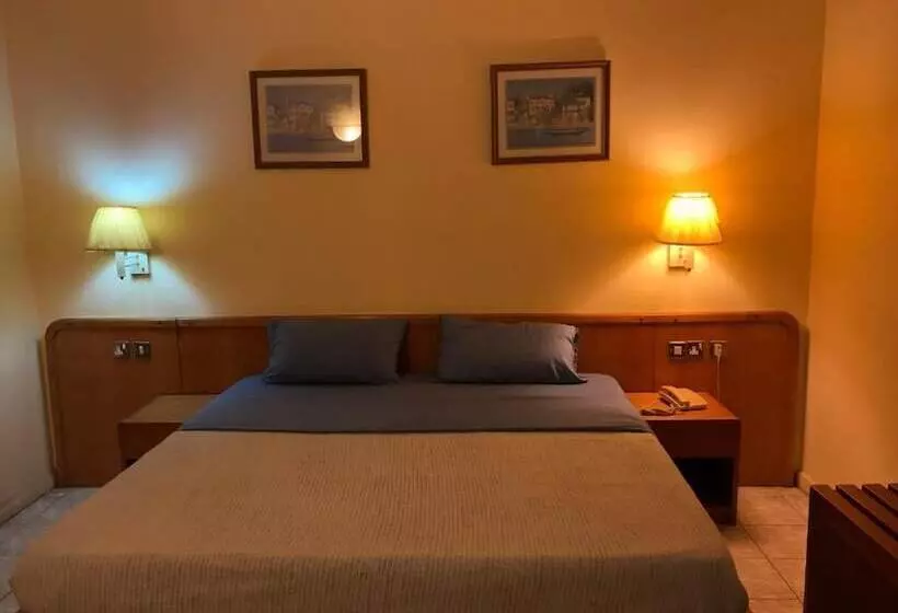 Hotel Maple Leaf Korean