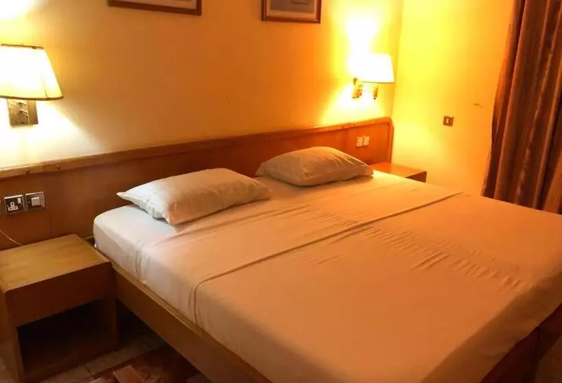 Hotel Maple Leaf Korean