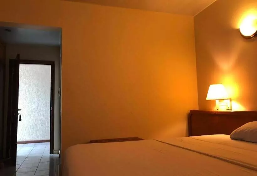 Hotel Maple Leaf Korean