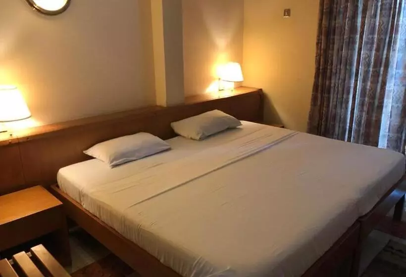 Hotel Maple Leaf Korean