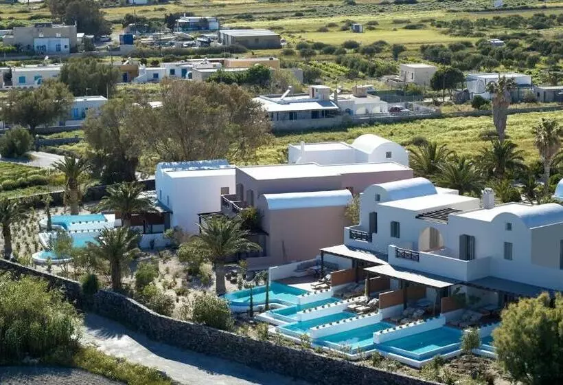 9 Muses Santorini Resort