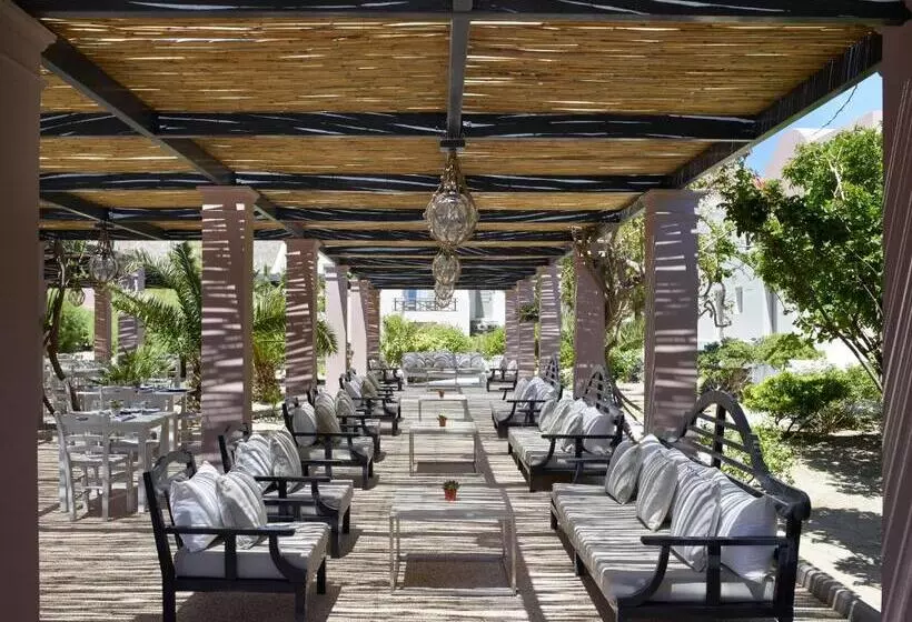 9 Muses Santorini Resort