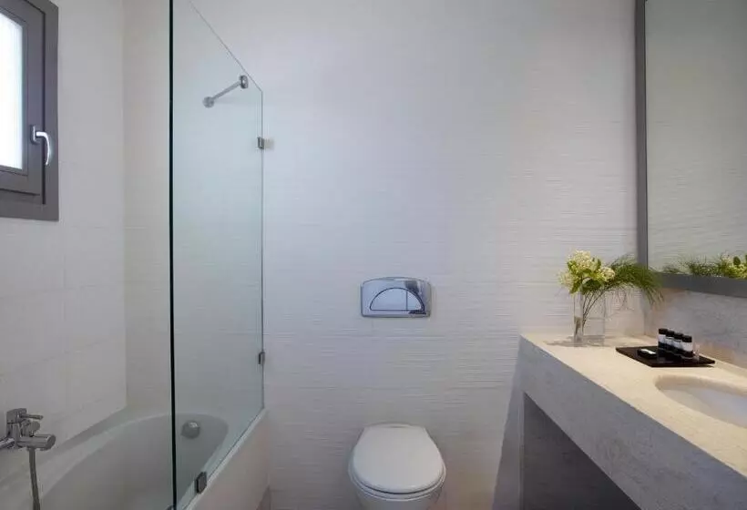 9 Muses Santorini Resort