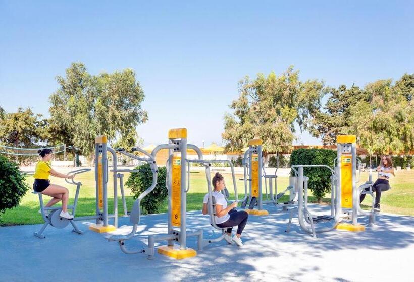 אתר נופש Doreta Beach