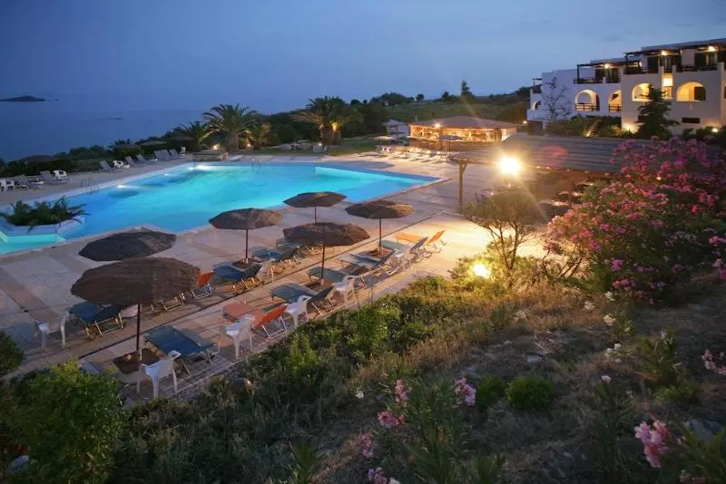 Отель Andros Holiday