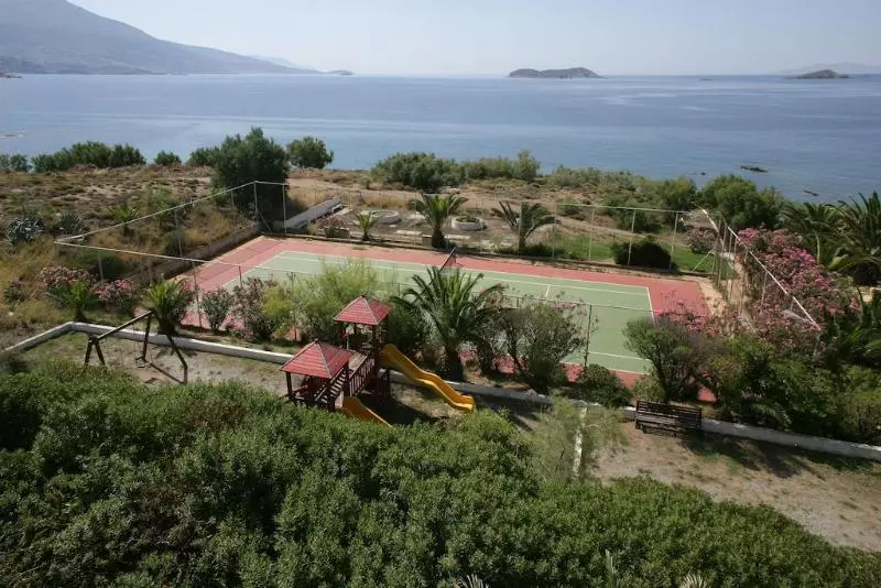 Отель Andros Holiday