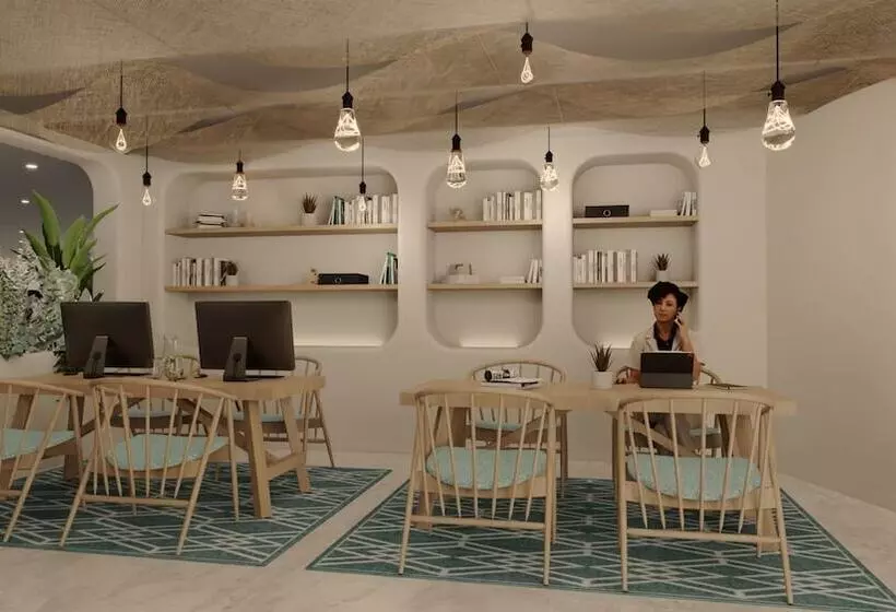 هتل Atlantica Ocean Beach Resort