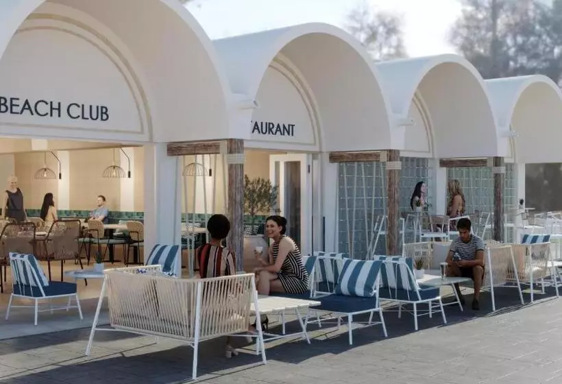 هتل Atlantica Ocean Beach Resort