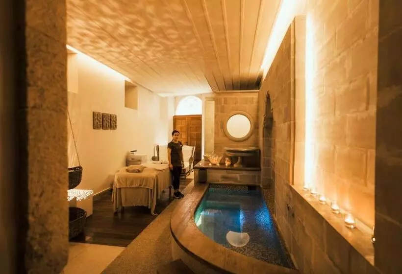 Casa Delfino Hotel & Spa