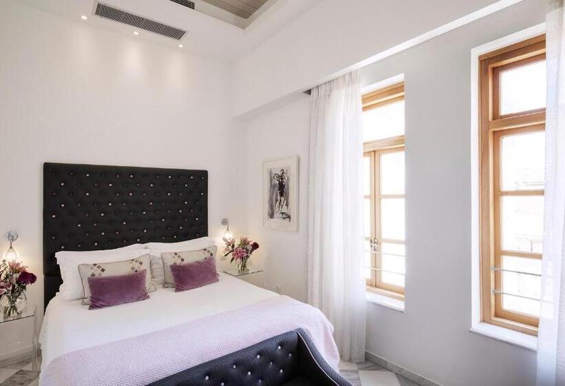 Casa Delfino Hotel & Spa