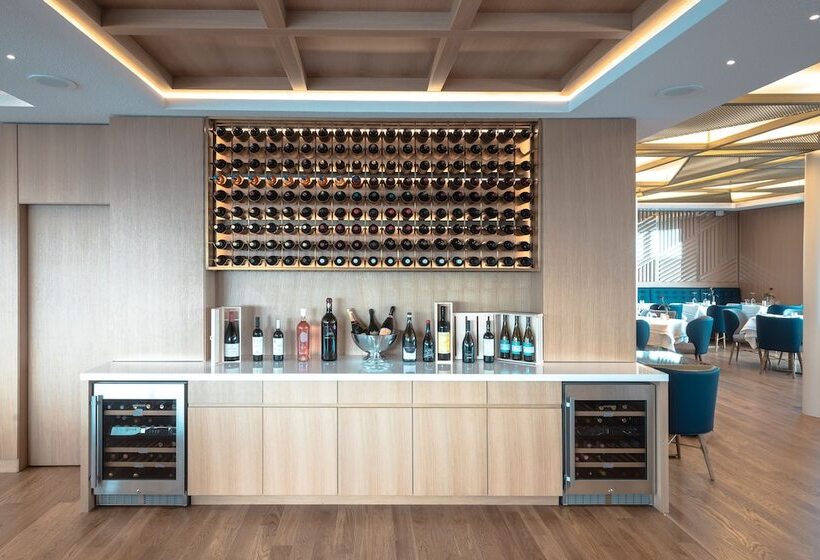 Отель Electra Rhythm Athens