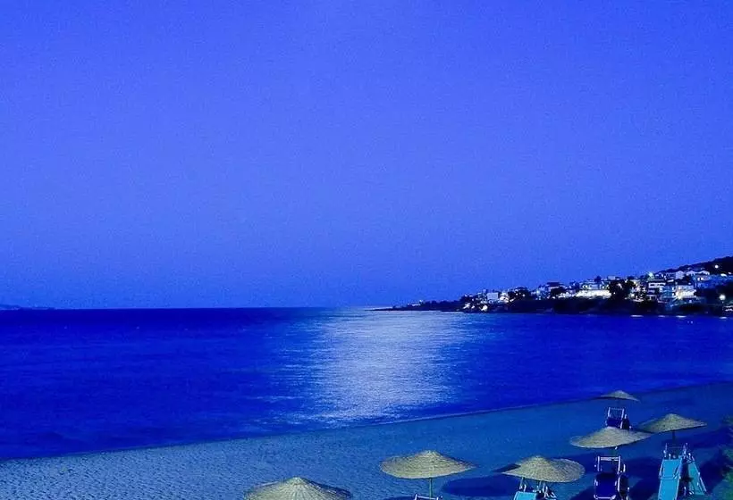 فندق Golden Sand