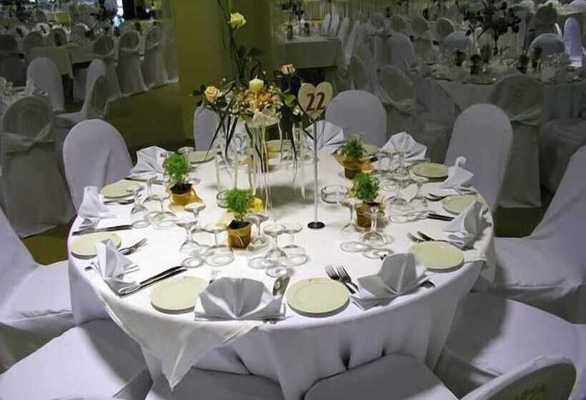 Отель Golden Sand