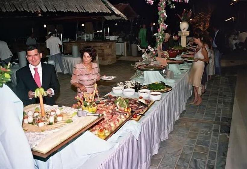 Отель Golden Sand