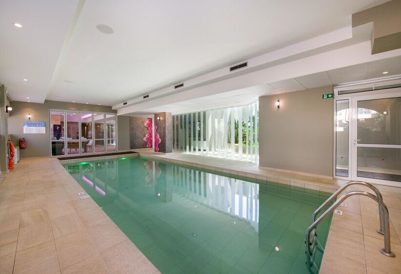 هتل Kalyves Beach