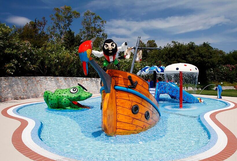 בית מלון כפרי Pilot Beach Resort