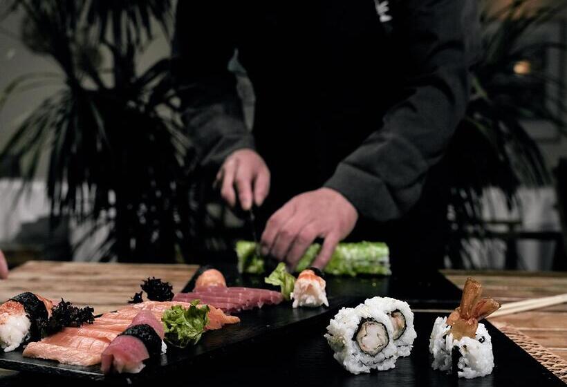 בית מלון כפרי Pilot Beach Resort