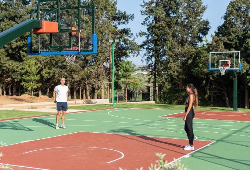 בית מלון כפרי Pilot Beach Resort