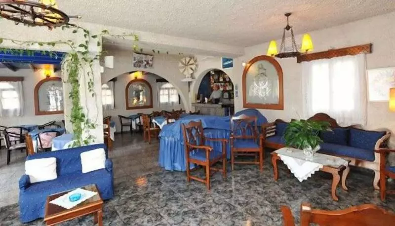 酒店 Porto Perissa