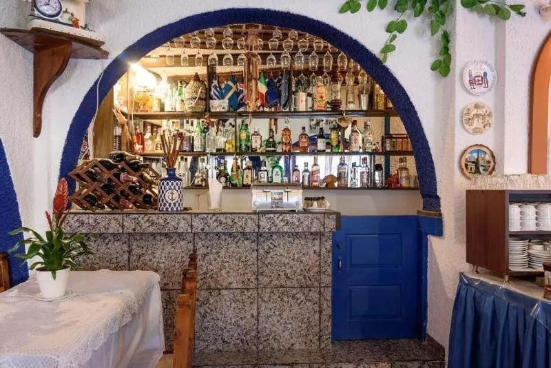 酒店 Porto Perissa