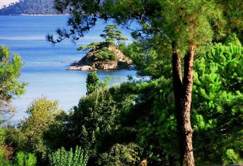 Makryammos Bungalows