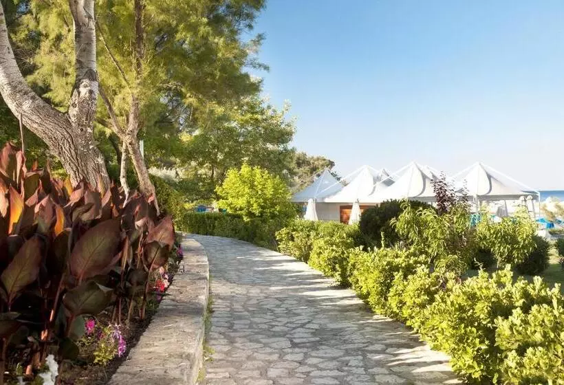 Makryammos Bungalows