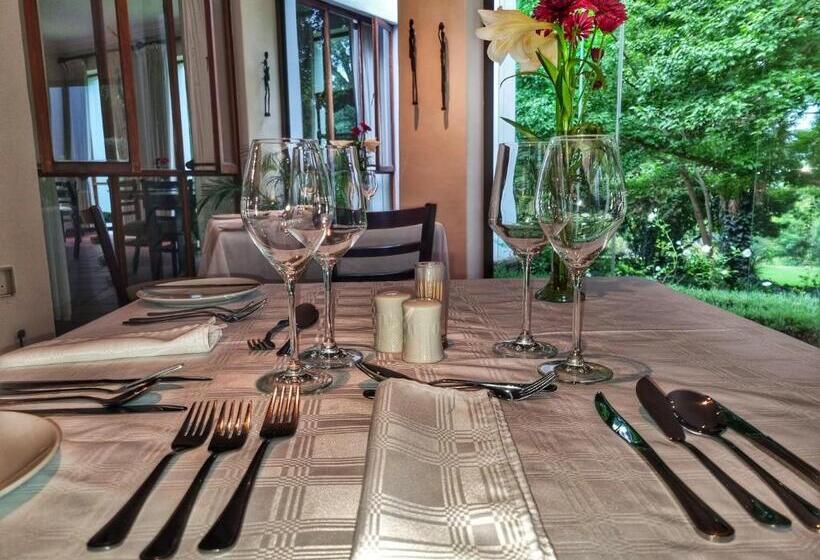 호텔 Budmarsh Country Lodge