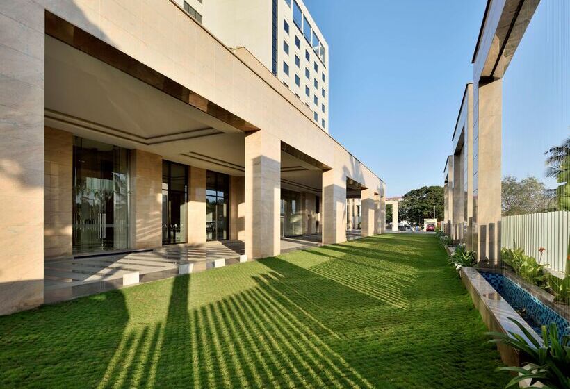 호텔 Radisson Blu Coimbatore