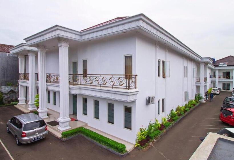 פנסיון Reddoorz @ Jatiwaringin