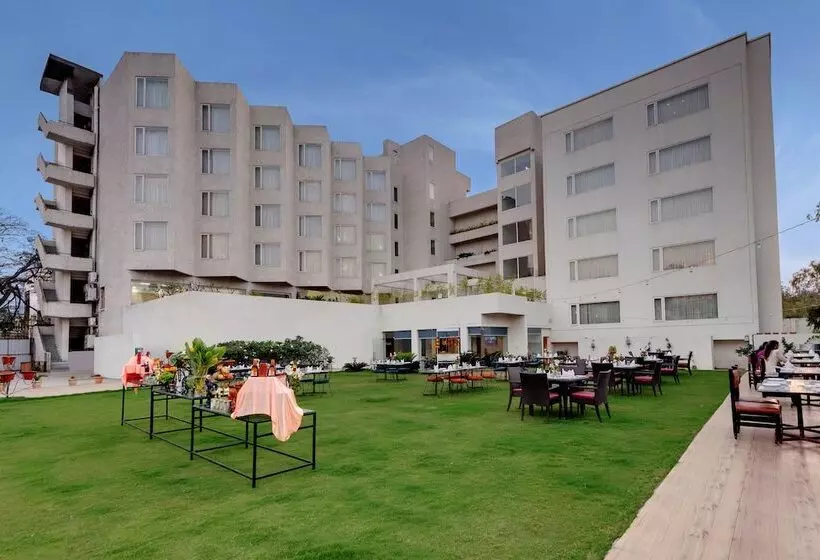 Amarpreet, Chhatrapati Sambhajinagar   Am Hotel Kollection