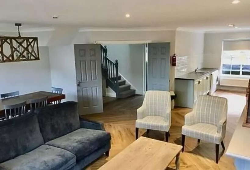 酒店 Dundrum House