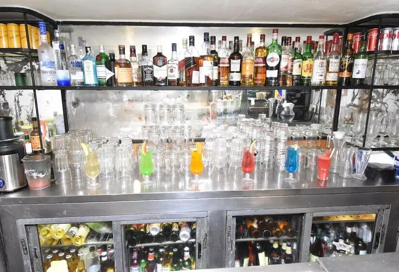 בית מלון כפרי Kings International Juhu