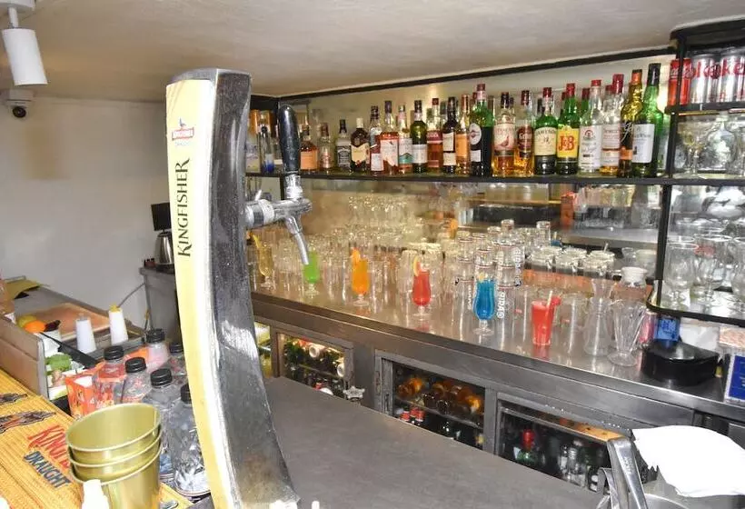 בית מלון כפרי Kings International Juhu