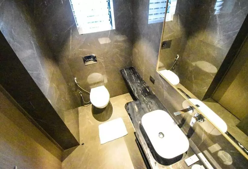 בית מלון כפרי Kings International Juhu