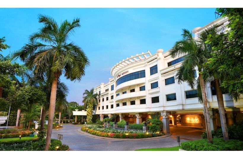 Отель Le Royal Méridien Chennai