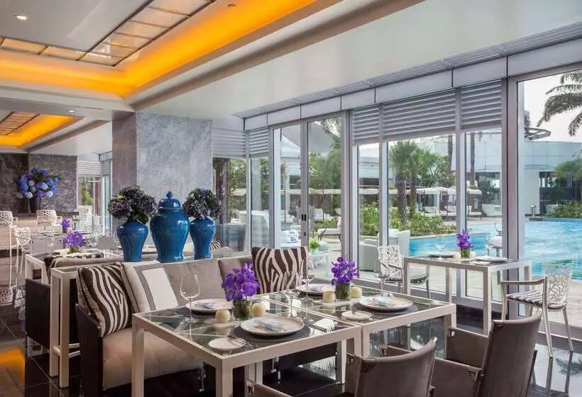 Отель Mulia Senayan, Jakarta