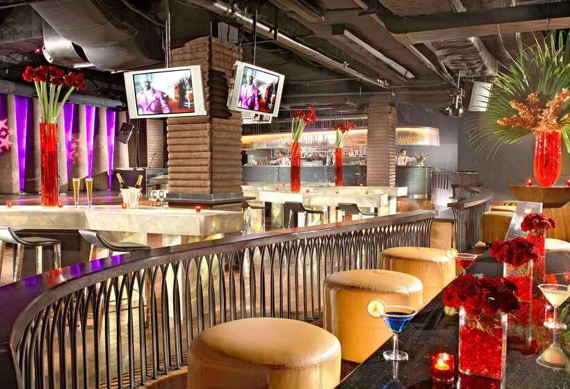 فندق Mulia Senayan, Jakarta