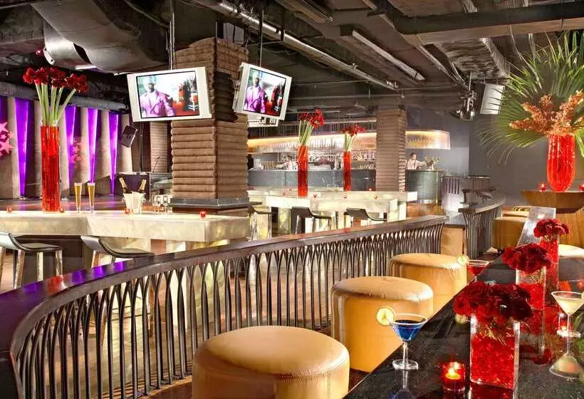 Отель Mulia Senayan, Jakarta