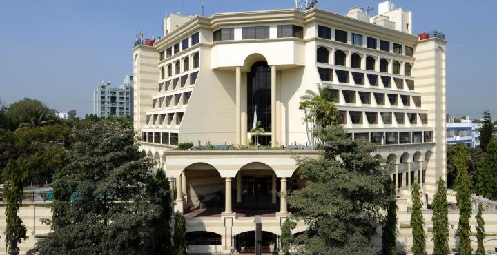 בית מלון כפרי Sun-n-Sand Pune