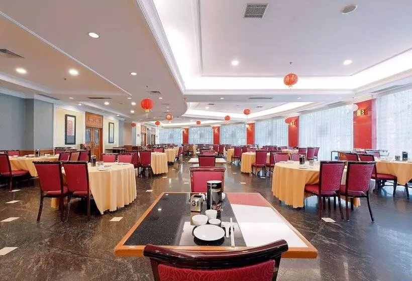 هتل Sunlake Waterfront Resort & Convention