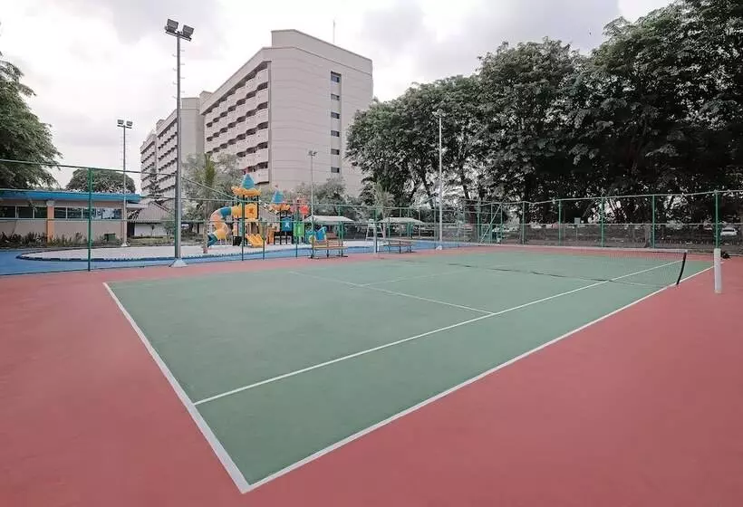 هتل Sunlake Waterfront Resort & Convention