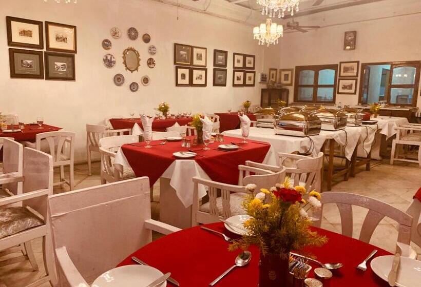 בית מלון כפרי The Elgin Fairlawn Kolkata