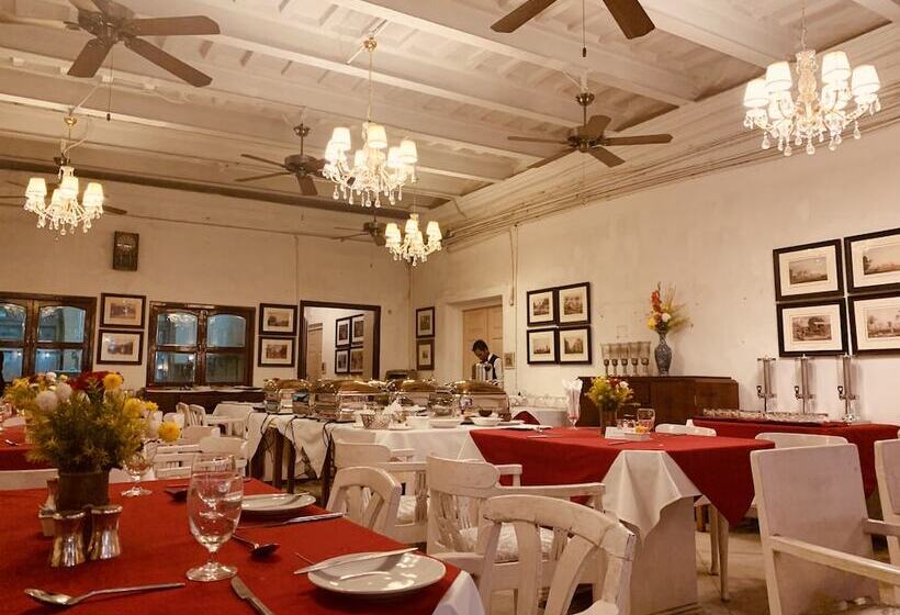 בית מלון כפרי The Elgin Fairlawn Kolkata