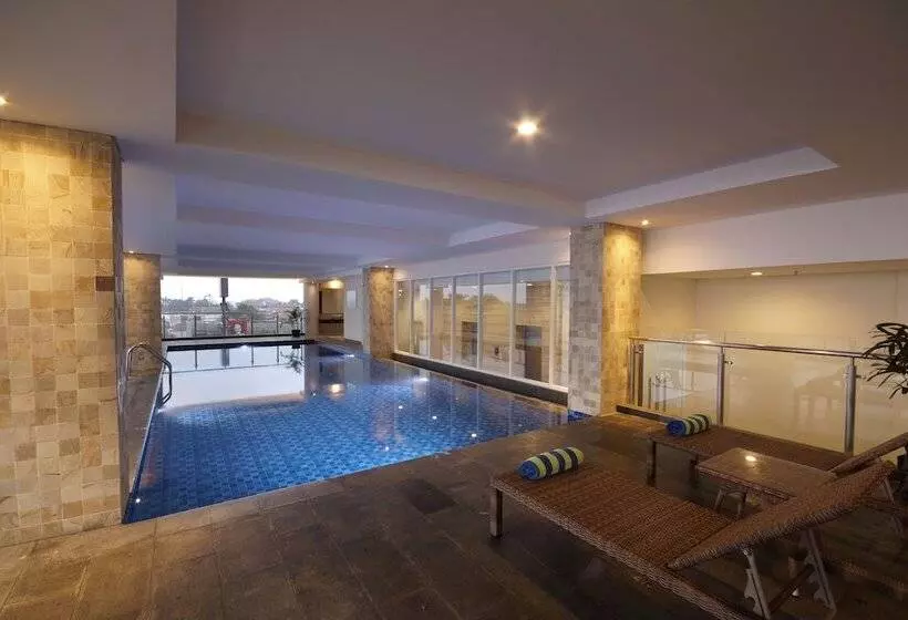 Otel Primebiz  Tegal