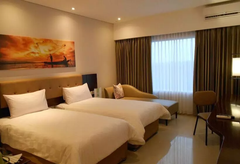 Otel Primebiz  Tegal