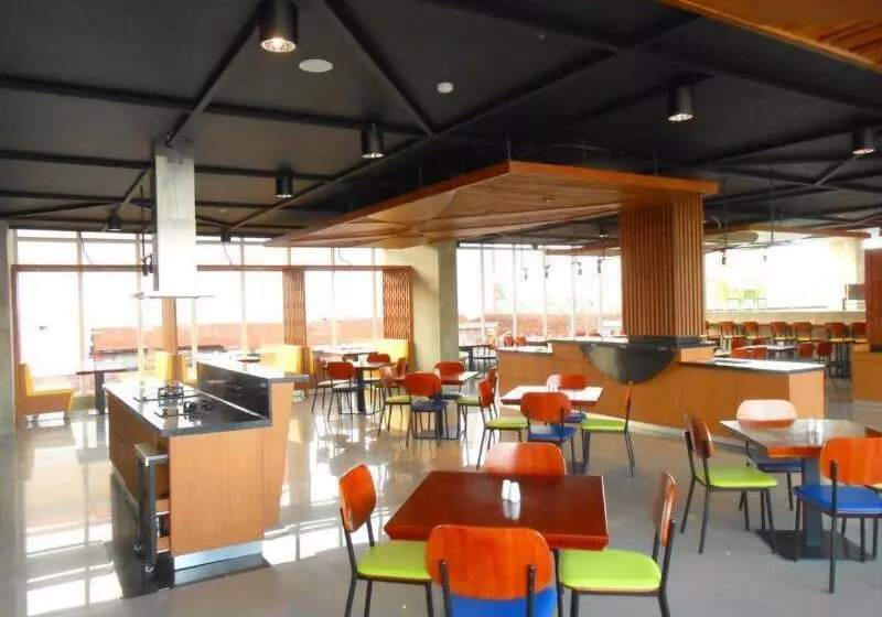 Otel Primebiz  Tegal