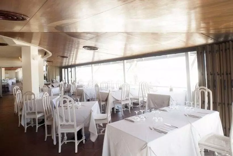 ホテル Circeo Park